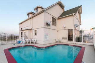 Motel 6-Fort Worth, TX - White Settlement - Fort Worth - 3