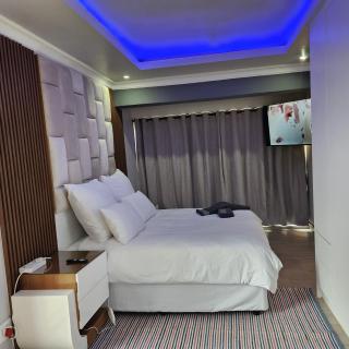 Self-Catering, Cozy & Modern Apartment - 9