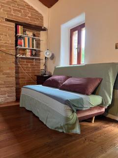The Bookhouse Home Bb - 1