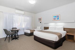 Comfort Inn Clubarham - 1