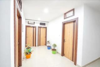 FabHotel Vairagi Inn - 2