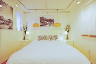 Gyeongbokgung 8 Min by Bus ㅣFree Birthday Anniversary Decor ㅣ Private Apt near a Korean Traditional Market Street Food ㅣ - 9