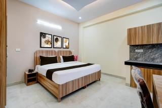 Townhouse Sector 18 Udhyog Vihar - 9