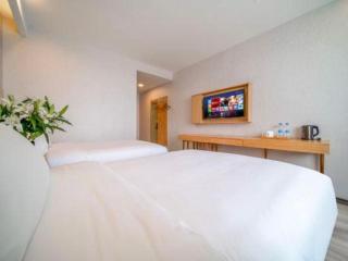 GreenTree Inn Haixi Geermu Southern suburbs Express Hotel - 1