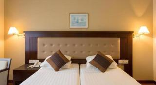 Devon Hotel - 8