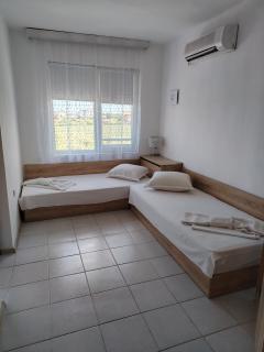 Ianakiev Guest House - 8