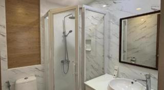 Queen Margarette Hotel - 3