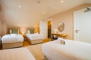 9BR Galway House - Walk to Eyre Square - Free Parking - 2