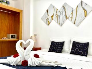 Good Night House Patong - 1