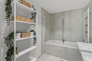 1-BR Downtown Apartment I Fast Wifi - 4