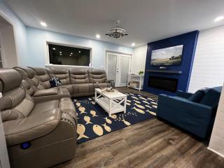 Dockside Dreamz 1 with beach and dock - 6