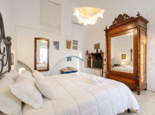 Corte Fiorita - City Center historical stay - 9