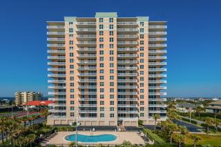 Santa Rosa Towers unit 1402 - 5