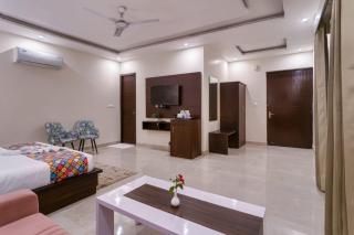 Corbett Casa - 7