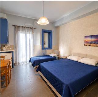 Zannikos Rooms - 9