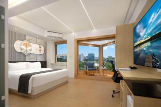 JC Jinchen Lakeview Hotel - 3