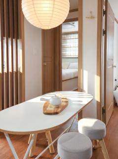 2BR, 3bed APT, Cozy Jongam - 0