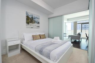 Downtown Toronto CN tower Condo - 5
