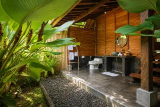 The Payung House - Romantic Riverside Villa - 1