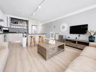 Coastal Hospitality - Beach Club 205 - 8
