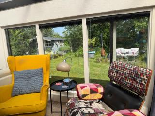 Bungalow Like a Rolling Stone - 7