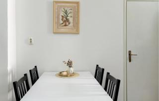 Cozy Apartment In Pula With Kitchen - 3