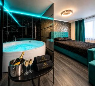 Luxor - Private Jacuzzi Boulevard Suites - 2