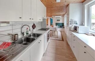 Beautiful Home In Båstad With Sauna - 5