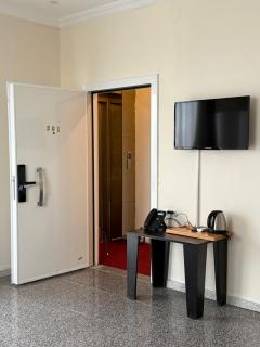 Family Hotel - 5