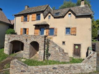 gite sur les hauteurs de l'Aubrac - 0