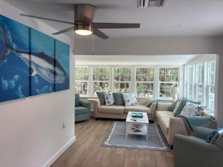 Barefoot Bungalow - 3
