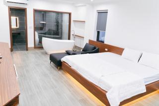 R Hotell - 8