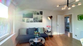 Stylish 3-Bedroom Apartment for Families & Groups - 2