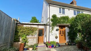 Cute self-contained guest room with ensuite and private decked porch in Glastonbury - 7