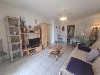 Appartement spacieux 4 pers au bourg de Sarzeau avec parking, terrasse et ascenseur - FR-1-775-49 - 3
