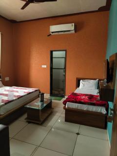 Amar mahal hotel and restaurant - 5