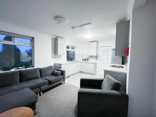1A Charnwood Avenue - 5