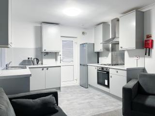 1A Charnwood Avenue - 4