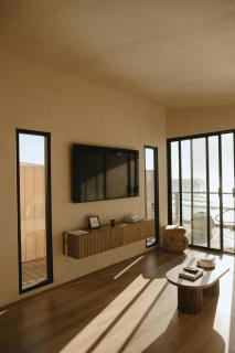 Kasa Dharma an oceanfront House - 1