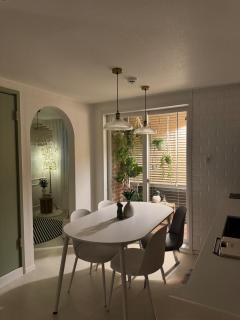 Opening Special, LONA Stay KU, Subway Station 5 minutes, Stylish Design - 8