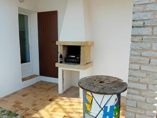 LE ROCHER Spacieux F2 plein pied grande terrasse - 1