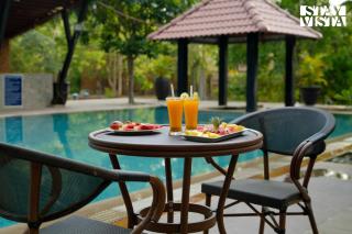 StayVista at Vannraj Farm Villa with Shared Pool & Bonfire - 8