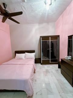 Baba Charlie Homestay Malacca - 4