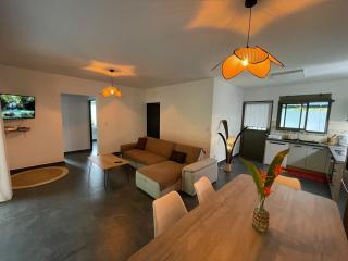 Villa Hibiscus à Saint-Philippe: Élégance tropicale, 2 chambres, spa privatif et cuisine équipée - FR-1-786-3 - 9