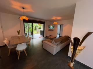 Villa Hibiscus à Saint-Philippe: Élégance tropicale, 2 chambres, spa privatif et cuisine équipée - FR-1-786-3 - 5