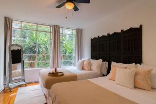 Location- Design and Comfort Fully Equipped - 7