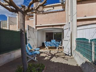 Studio cabine RDC, proche plage et commerces, terrasse, WiFi gratuit, park 1 voiture, 4 couchages - FR-1-423-230 - 4
