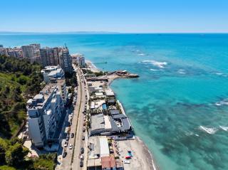 Sea View Apartment in Durres with Private Parking - 0