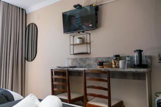 Infinity Home BnB - 4