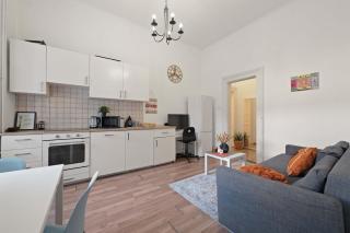 Designer 4BR 2 Baths Jewish Quarter Heart - 7